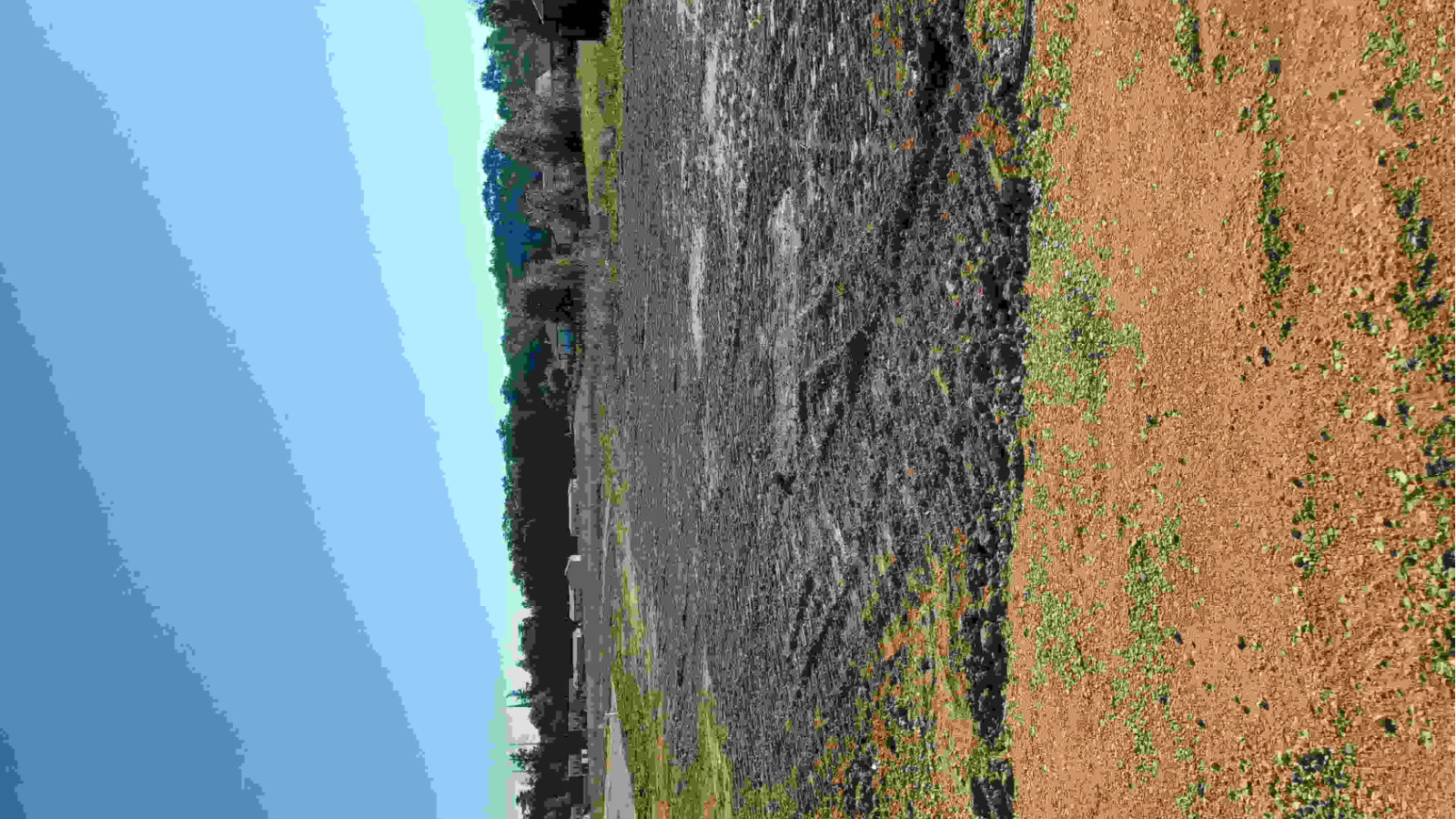 Terrain constructible de 640m2 à Saint-Julien-l'Ars