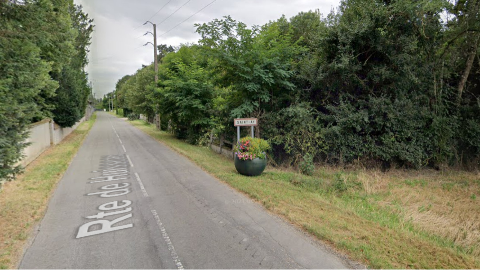 Terrain constructible de 700m2 à Marigny-les-Usages