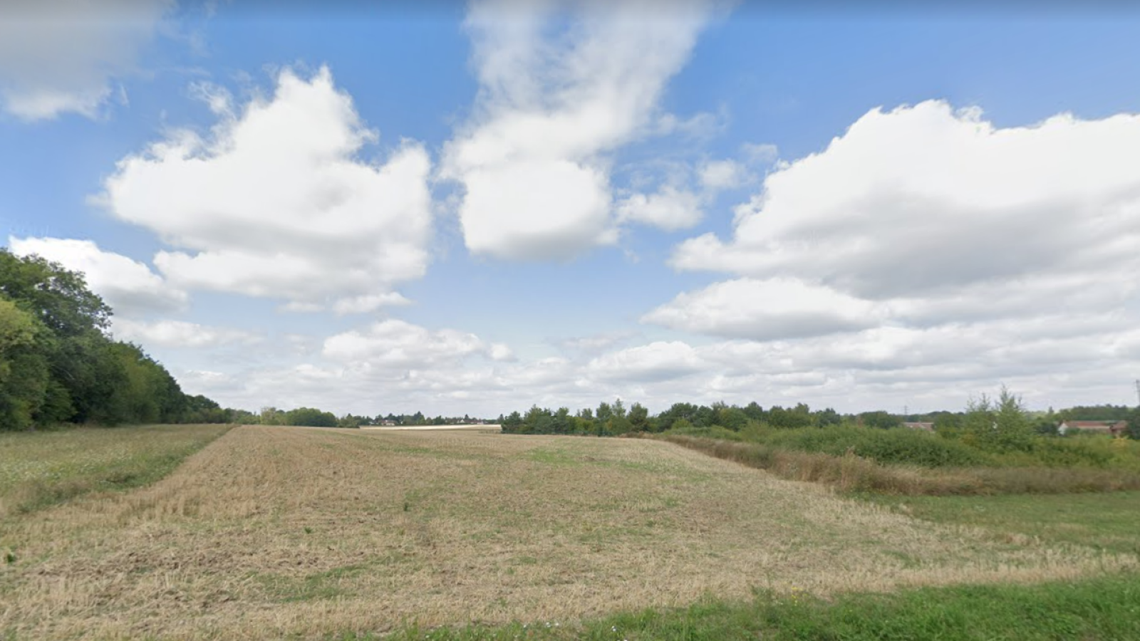 Terrain constructible de 585m2 à Chécy