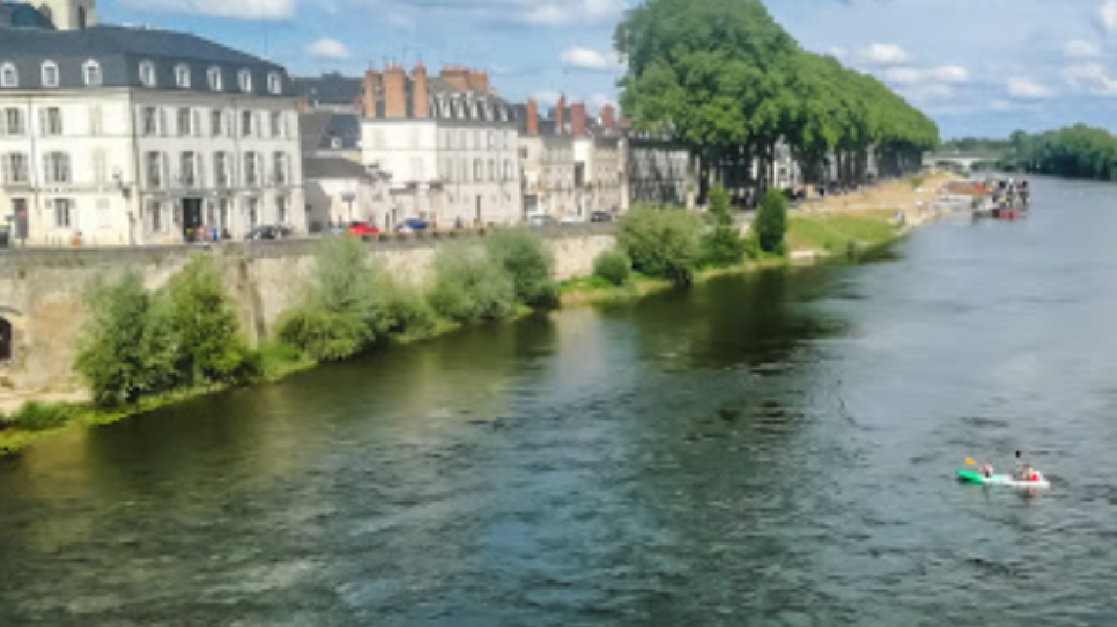 Terrain constructible de 417m2 à Orléans