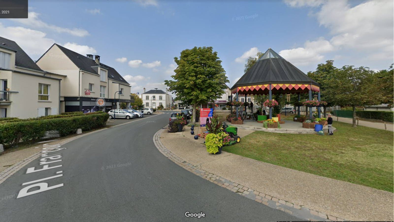 Terrain constructible de 475m2 à Semoy