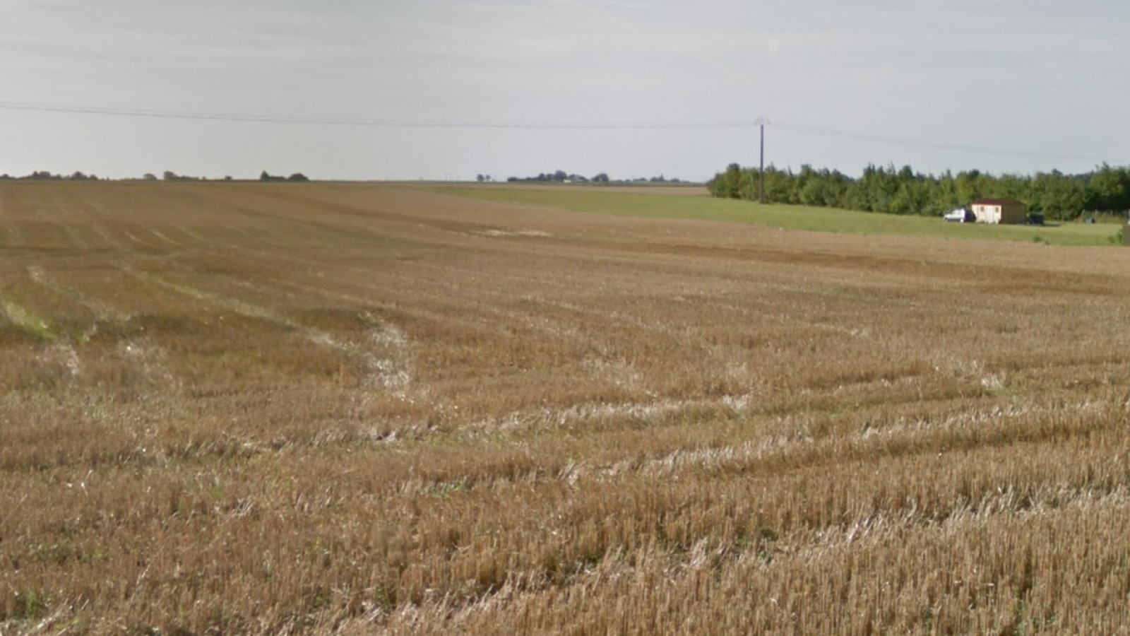 Terrain constructible de 430m2 à Neuville-aux-Bois