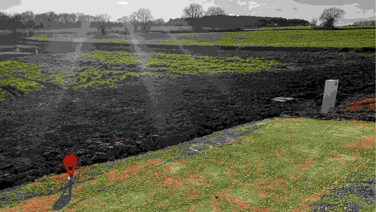 Terrain constructible de 579m2 à Iteuil
