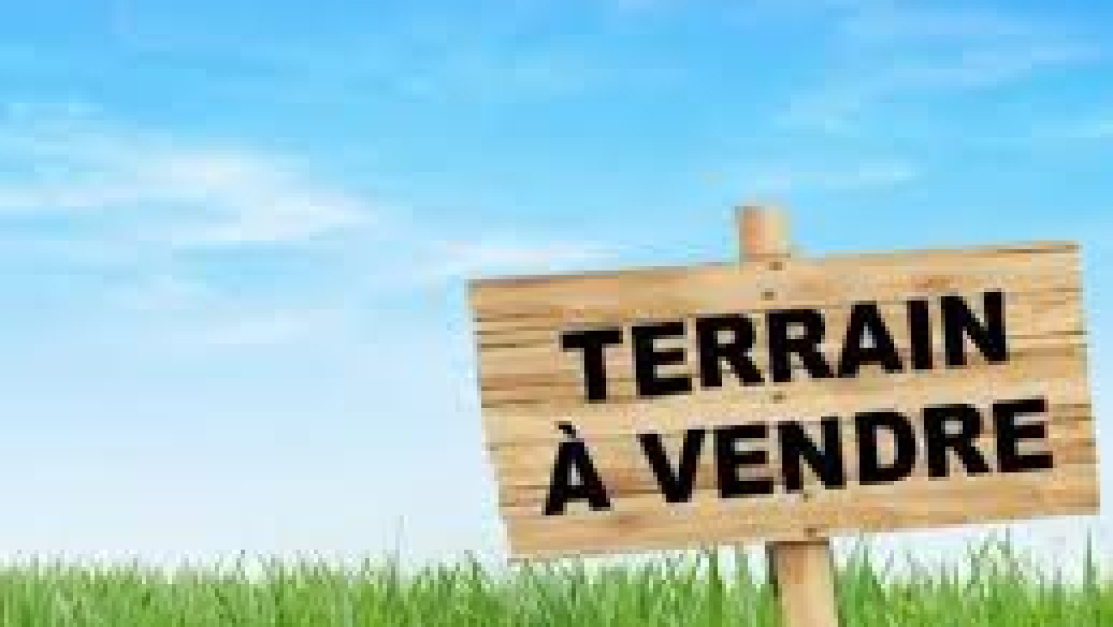 Terrain constructible de 522m2 à Rivarennes